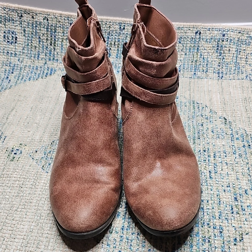 Kim Rogers Tan Ankle Booties with Strap Detail - Picture 6 of 12